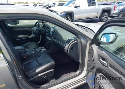 2018 Chrysler 300 Touring L из США, поврежденный, VIN 2C3CCAAG6JH117444